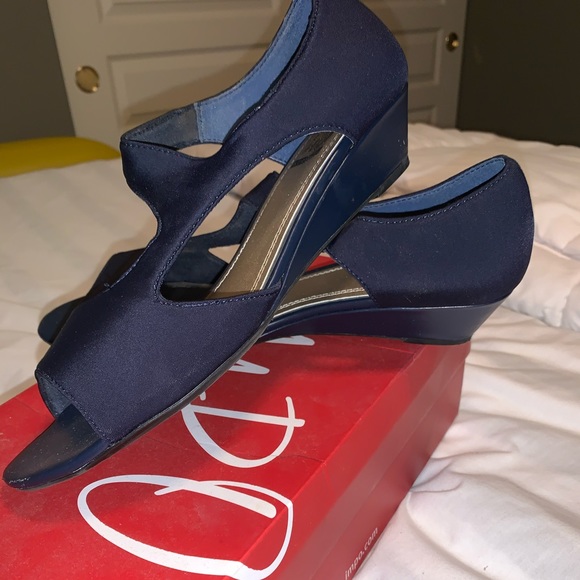 impo navy shoes